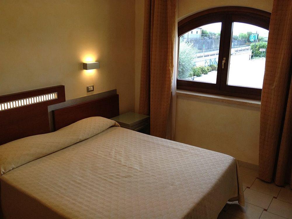 La Locanda Del Cavaliere Borgo Montello ภายนอก รูปภาพ