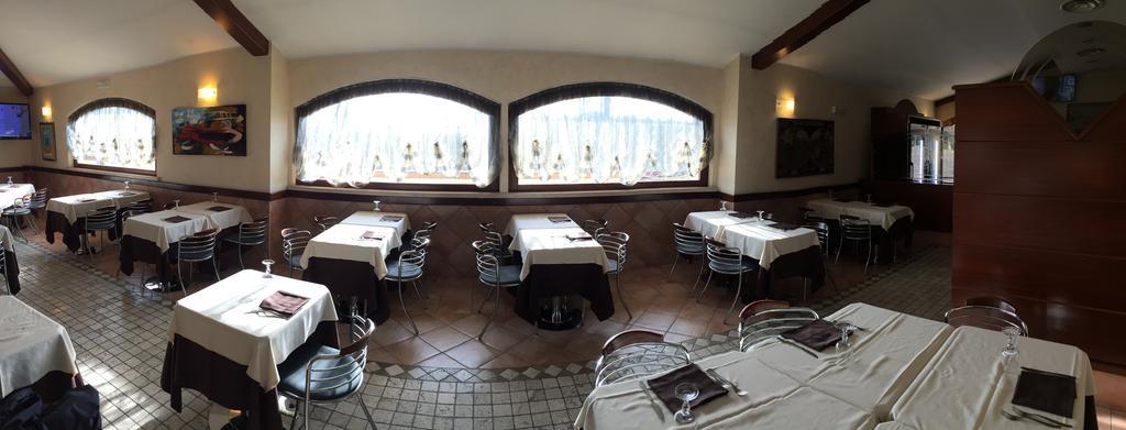 La Locanda Del Cavaliere Borgo Montello ภายนอก รูปภาพ