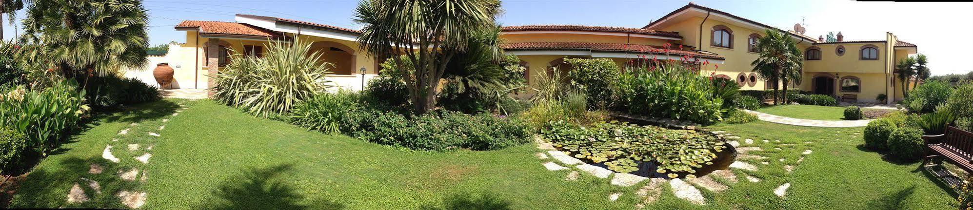 La Locanda Del Cavaliere Borgo Montello ภายนอก รูปภาพ