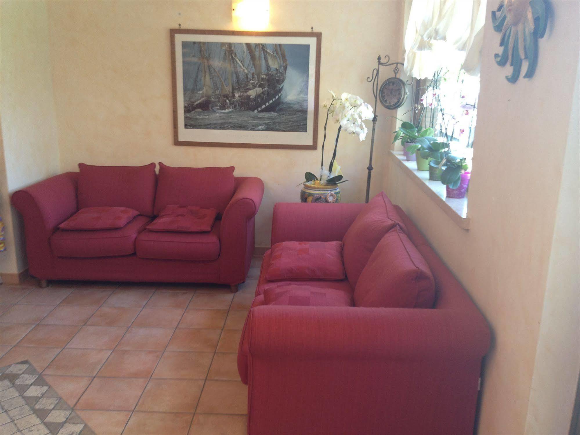 La Locanda Del Cavaliere Borgo Montello ภายนอก รูปภาพ