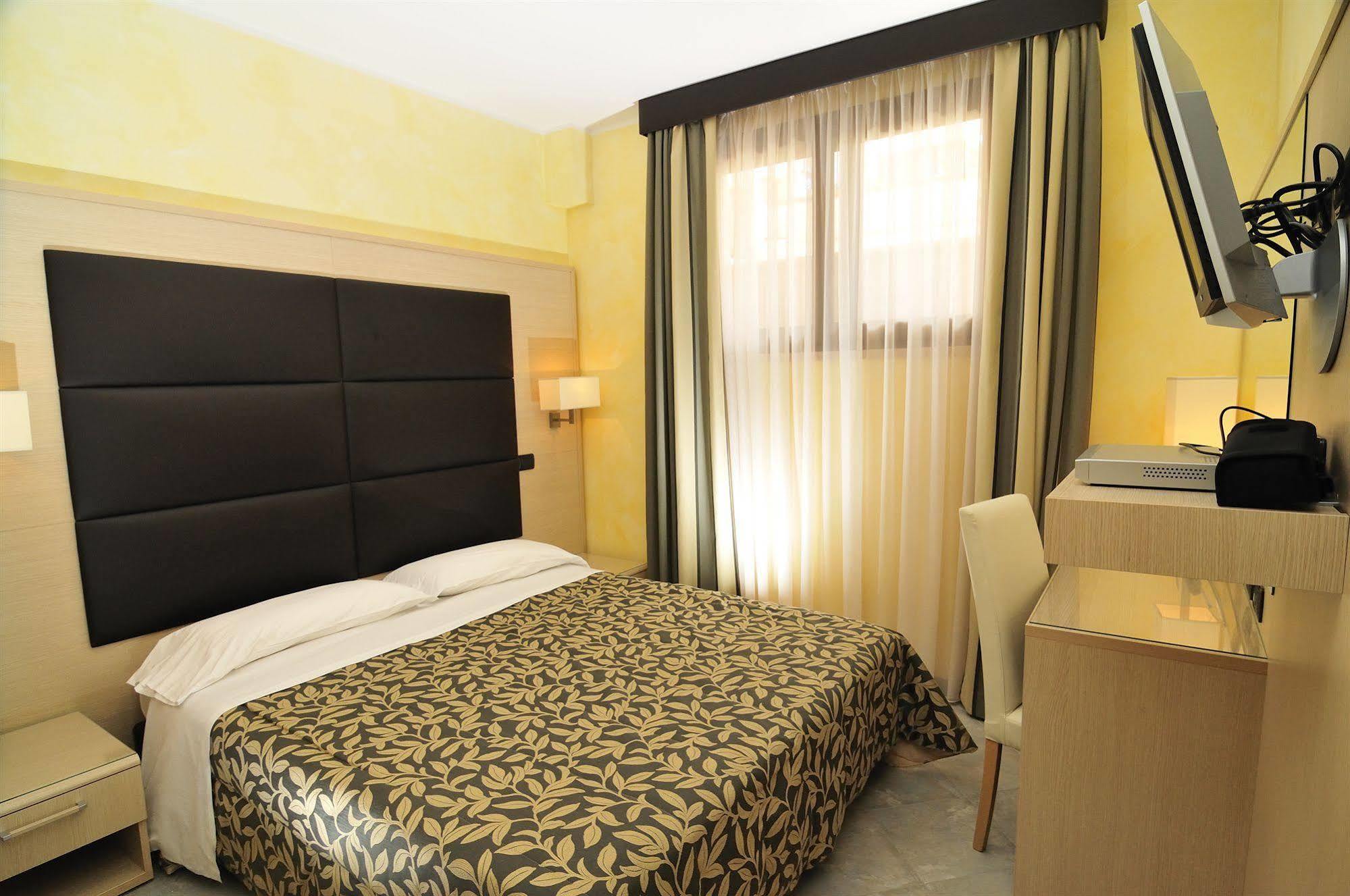 La Locanda Del Cavaliere Borgo Montello ภายนอก รูปภาพ