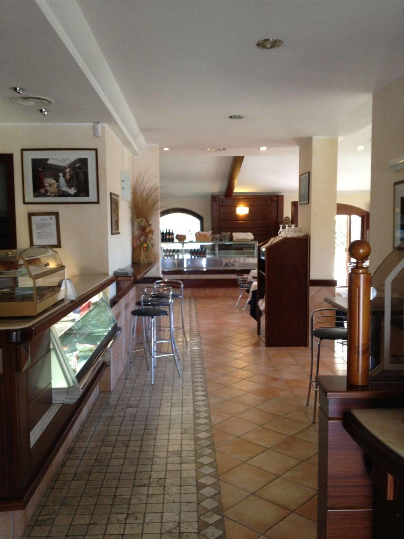 La Locanda Del Cavaliere Borgo Montello ภายนอก รูปภาพ